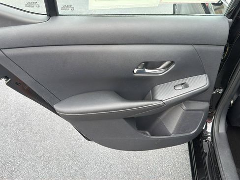 Used 2025 Nissan Sentra SV w/ All-Weather Package FWD image 17