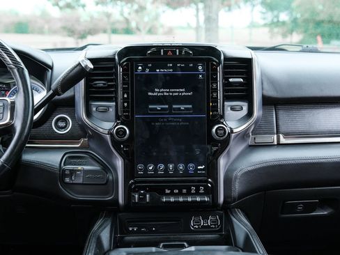 Used 2019 RAM 2500 Limited AWD/4WD image 43