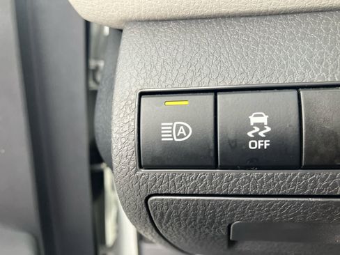 Used 2024 Toyota Camry XSE FWD image 14