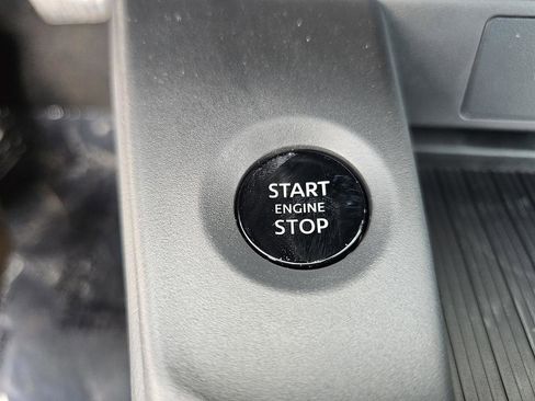 New 2026 Nissan Sentra SR w/ SR Premium Package FWD image 30