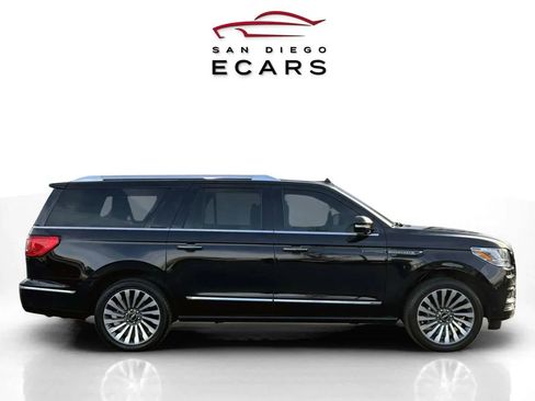 Used 2020 Lincoln Navigator L Reserve w/ Equipment Group 208A Reserve image 4