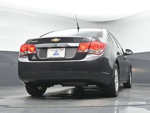 Used 2014 Chevrolet Cruze LT FWD image 16