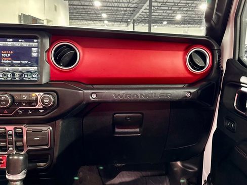 Used 2020 Jeep Wrangler Unlimited Rubicon image 26