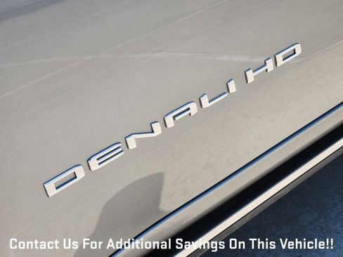 New 2026 GMC Sierra 2500 Denali w/ Denali Reserve Package AWD/4WD image 8