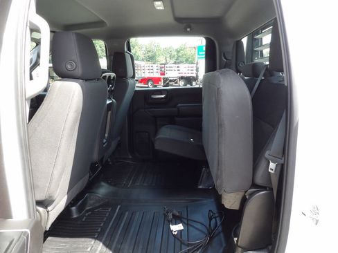Used 2025 Chevrolet Silverado 3500 W/T AWD/4WD image 33