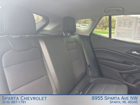 Used 2025 Chevrolet Trax LT w/ Driver Confidence Package image 21