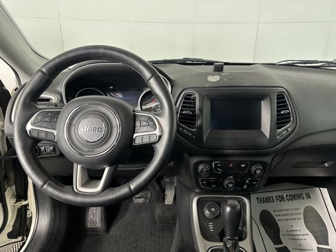 Used 2018 Jeep Compass Latitude w/ Popular Equipment Group image 3