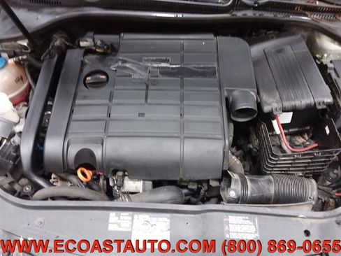 Used 2008 Volkswagen GTI 4-Door image 9