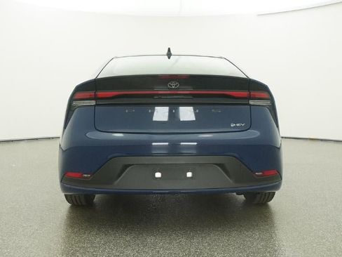 New 2026 Toyota Prius LE image 23