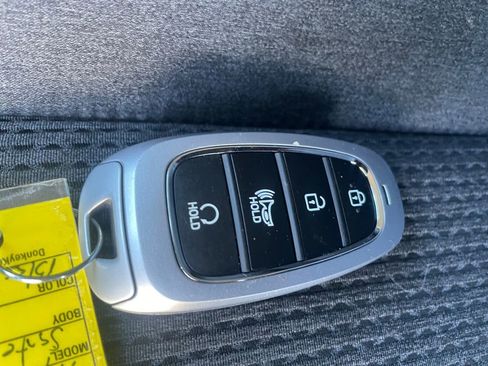 Certified 2022 Hyundai Santa Fe SEL image 17