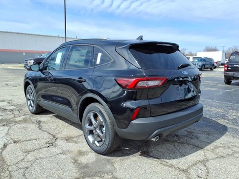 New 2026 Ford Escape ST-Line w/ Tech Pack #1 AWD/4WD image 8