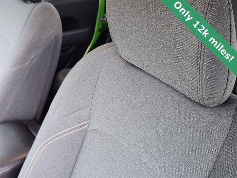 Used 2025 Jeep Gladiator Sport image 15