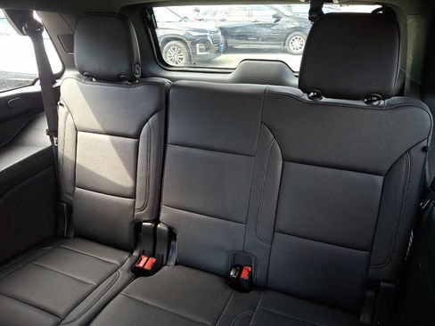 Used 2022 Chevrolet Tahoe LT AWD/4WD image 11