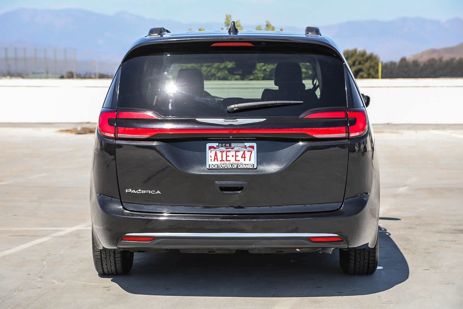 Used 2022 Chrysler Pacifica Touring-L FWD image 6