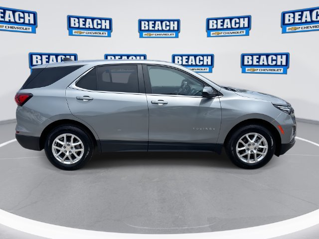 Used 2024 Chevrolet Equinox LT AWD/4WD image 9
