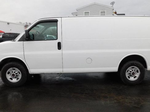 Used 2013 GMC Savana 2500 w/ Power Package image 41