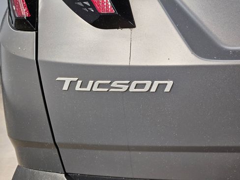 Used 2025 Hyundai Tucson Limited AWD/4WD image 38