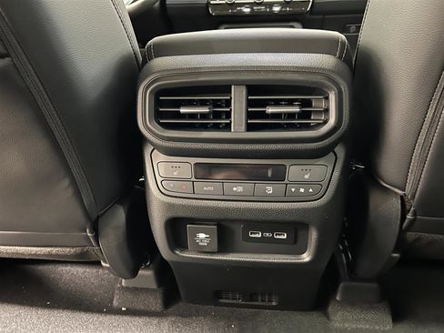 New 2025 Honda Pilot Elite image 33