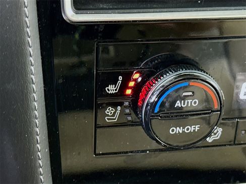 Certified 2024 Nissan Armada Platinum w/ Captain's Chairs Package image 13