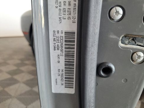 Used 2019 Dodge Challenger SXT RWD image 33