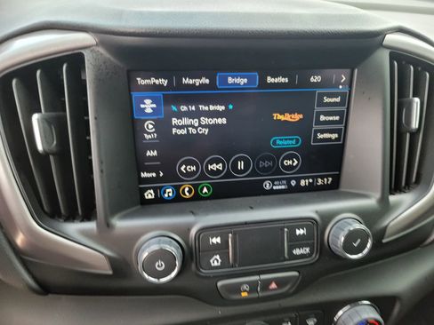 Used 2022 GMC Terrain AT4 w/ Infotainment Package II image 16