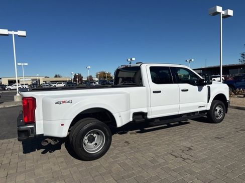 Used 2024 Ford F350 XLT image 4