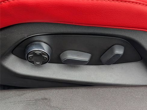 Used 2023 Chevrolet Corvette Stingray Preferred Cpe w/ Z51 Performance Package image 20