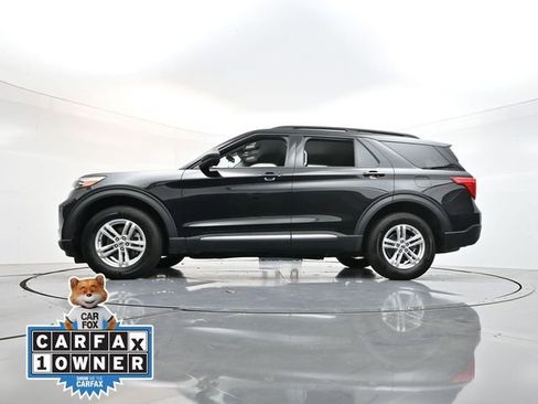 Used 2022 Ford Explorer XLT image 30