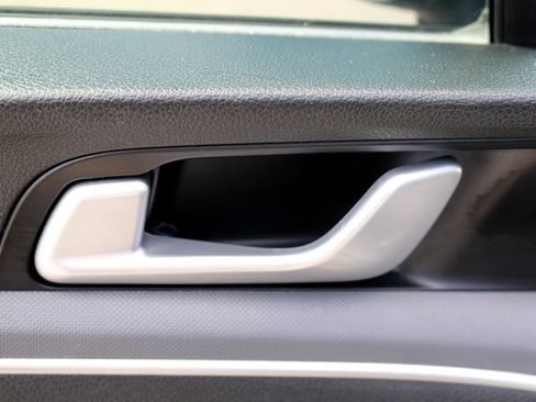 Used 2022 Kia K5 LXS image 13