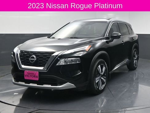 Used 2023 Nissan Rogue Platinum w/ Platinum Premium Package image 2