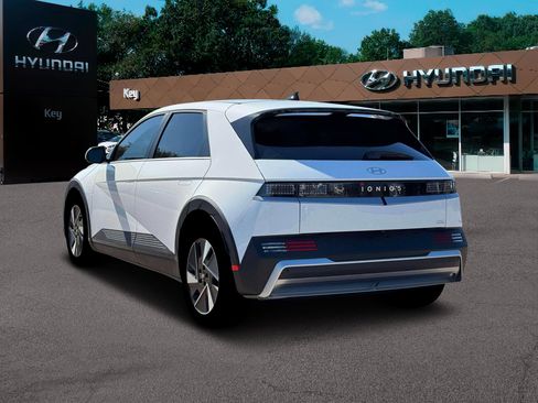 New 2026 Hyundai Ioniq 5 SE image 5