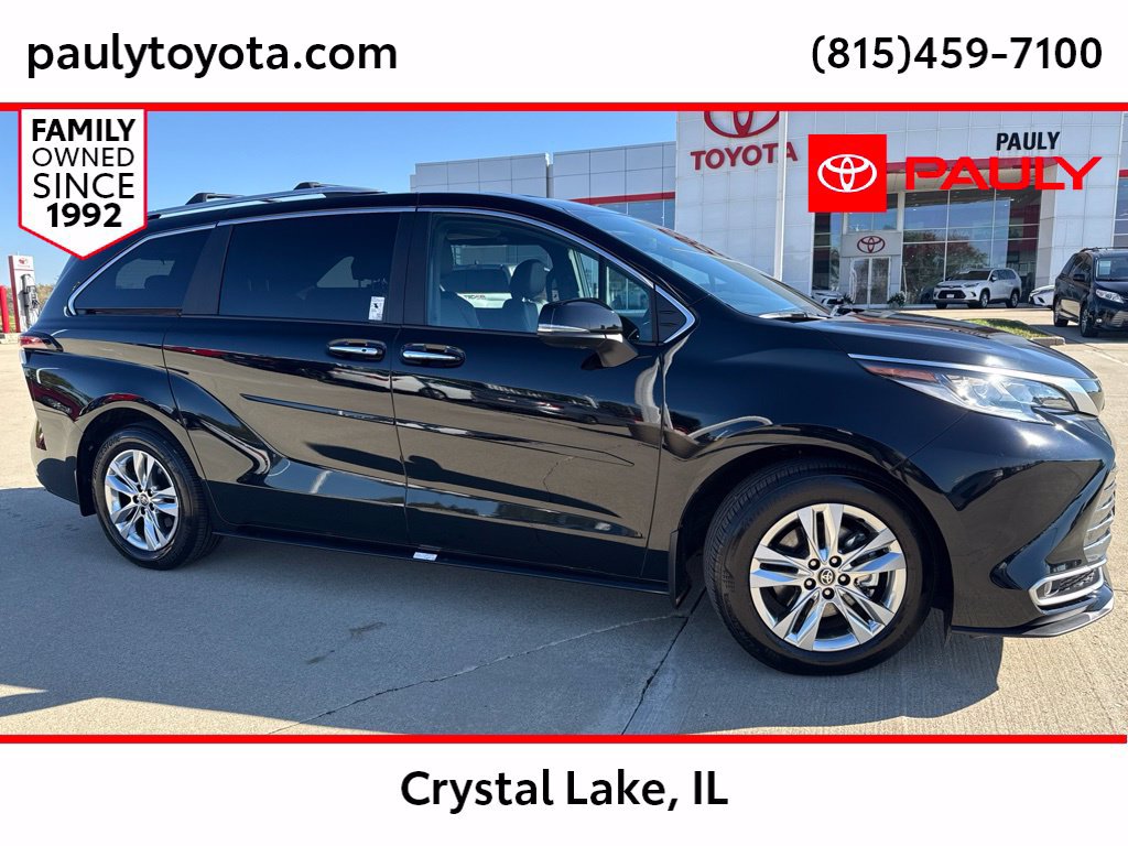 Used 2026 Toyota Sienna Limited AWD/4WD image 1