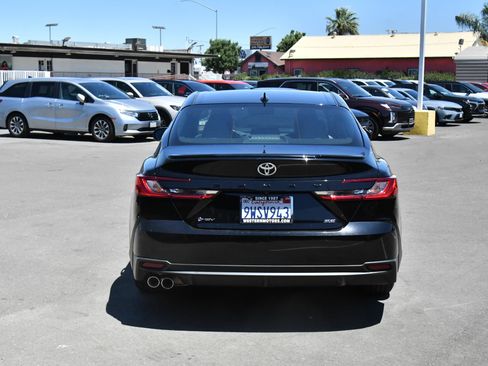 Used 2026 Toyota Camry SE w/ Convenience Package FWD image 7