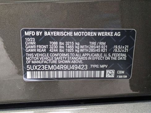 Certified 2024 BMW X7 xDrive40i w/ Executive Package image 28