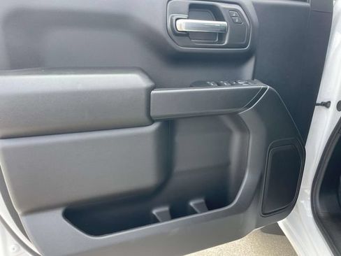 Used 2026 Chevrolet Silverado 1500 Custom w/ LPO, Dark Essentials Package RWD image 12