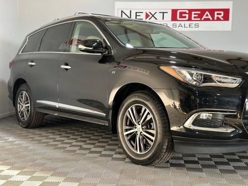 Used 2017 INFINITI QX60 AWD w/ Premium Plus Package image 2