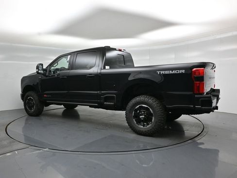 New 2026 Ford F250 Platinum w/ Tremor Off-Road Package AWD/4WD image 6