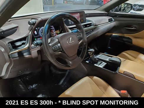 Used 2021 Lexus ES 300h w/ Premium Package FWD image 7