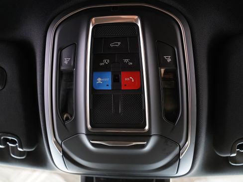 New 2026 Jeep Cherokee Limited image 29