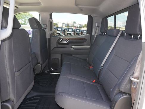 Used 2025 Chevrolet Silverado 1500 LT w/ Safety Package AWD/4WD image 28