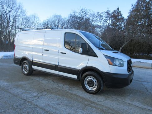 Used 2019 Ford Transit 150 130 Low Roof image 18