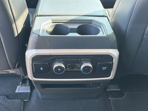 Used 2024 Ford Expedition Max XLT image 30