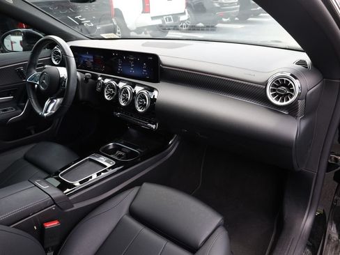 Used 2024 Mercedes-Benz CLA 250 image 19