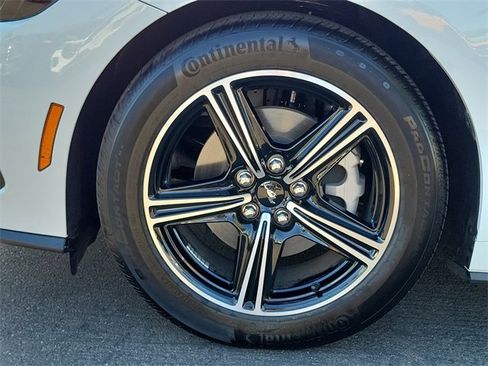 Used 2025 Ford Mustang Coupe image 20