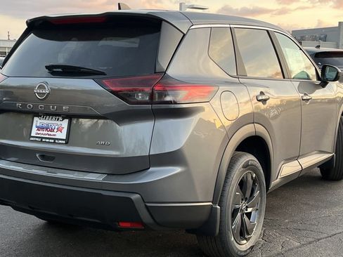 New 2026 Nissan Rogue SV w/ Cold Weather Package AWD/4WD image 8