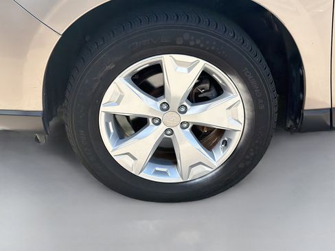 Used 2015 Subaru Forester 2.5i Premium image 36