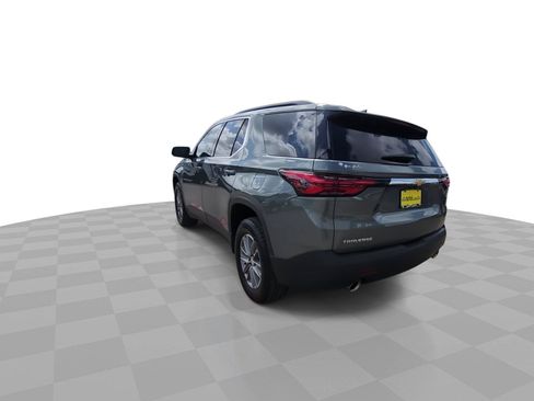 Used 2023 Chevrolet Traverse LT FWD image 7
