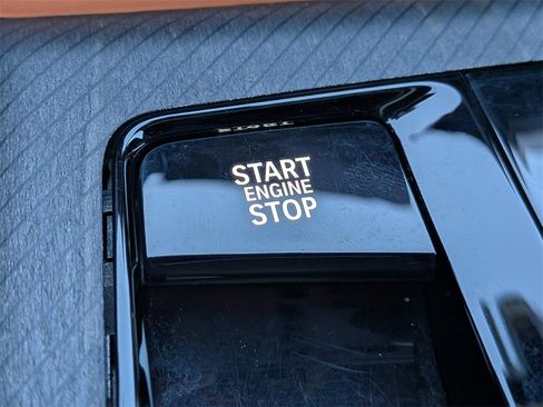 Used 2025 BMW X3 xDrive30i image 29