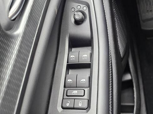 New 2025 Jeep Grand Cherokee L Laredo image 17