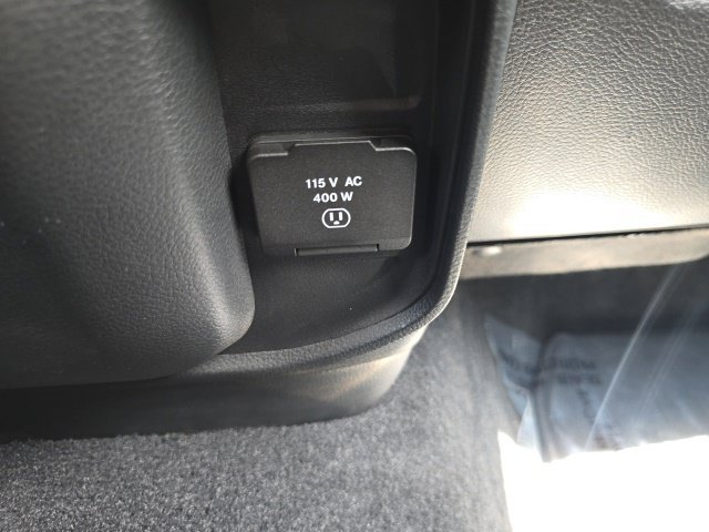 Used 2025 RAM 1500 Laramie AWD/4WD image 20